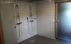 Suihkutilat on uusittu 2017